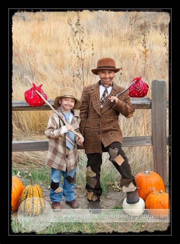 Gear Up Your Dog With A Dapper DIY Hobo Costume