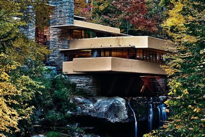 Jodi Santella Williams: Award-Winning Real Estate Expert