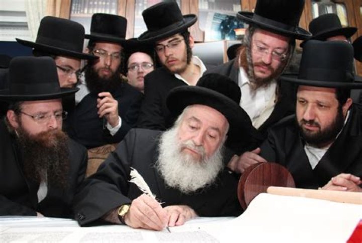 Rabbi Yosef Elitzur: A Guiding Light In Orthodoxy