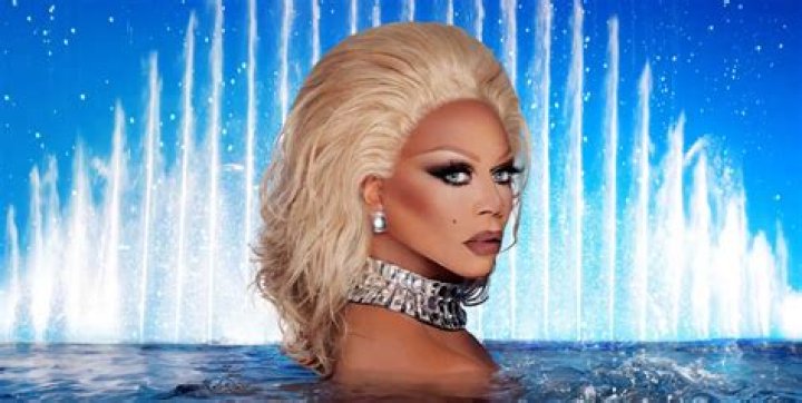 The Divine: John Waters' Muse And Drag Queen Of The Century