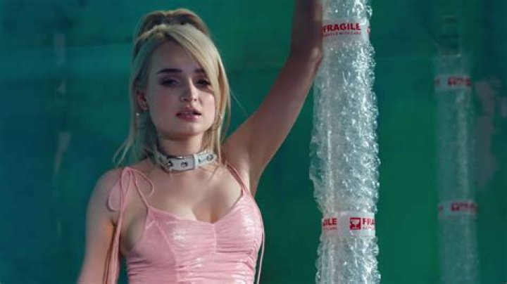 Unbreakable Pop: Kim Petras Transforms Heartbreak Into Sonic Gold