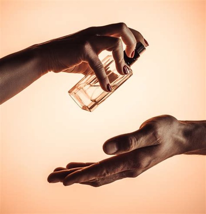 Unveiling The Best Gender-Neutral Fragrances For Your Zodiac: An Astrological Guide